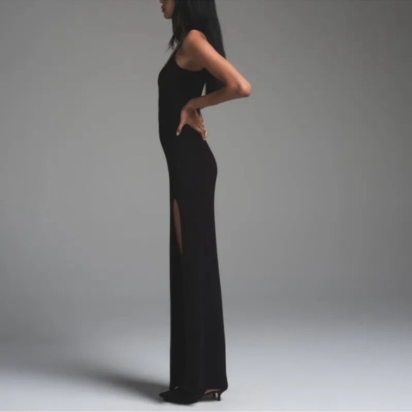 SKIMS SOFT LOUNGE CAMI SLIT LONG DRESS NWT IN ONYX L - Picture 2 of 5